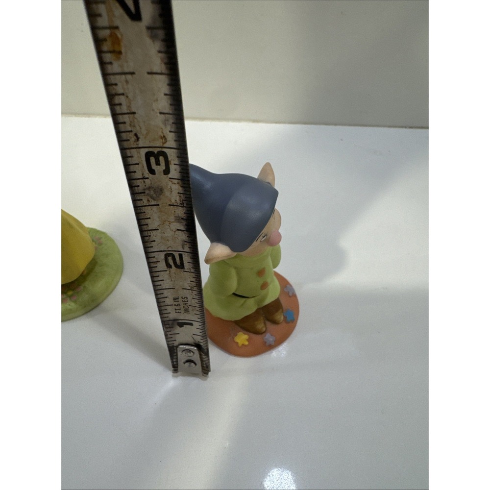 Disney Snow White & Dopey - Grolier Porcelain Figurines SW45 - Picture 6 of 6